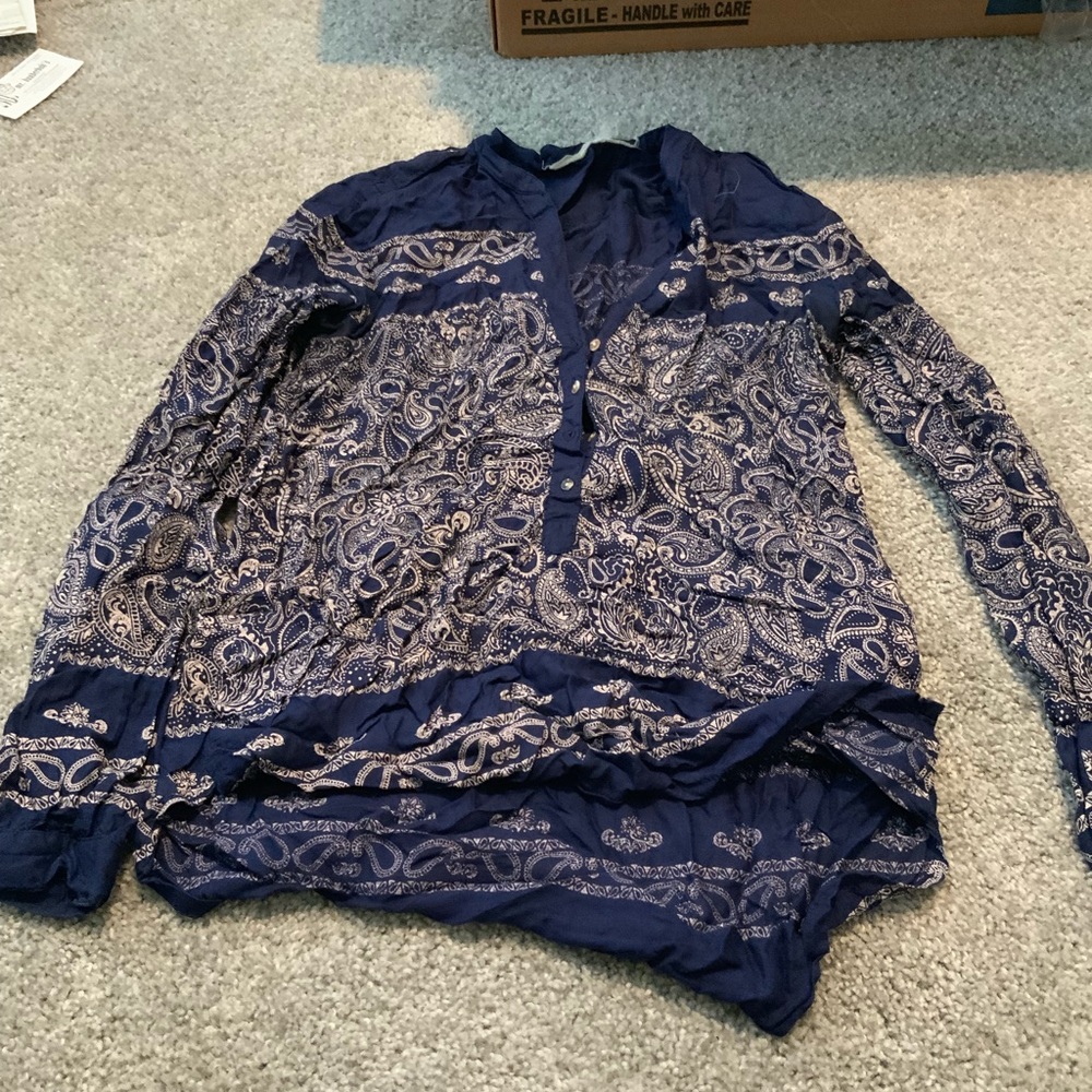 Women’s long sleeve